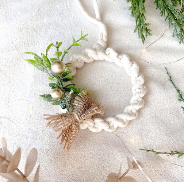 diy mini wreath christmas ornament